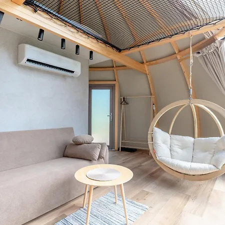 Glamp Zielone Skalki